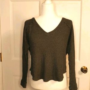American Eagle army green v-neck sweater shirt